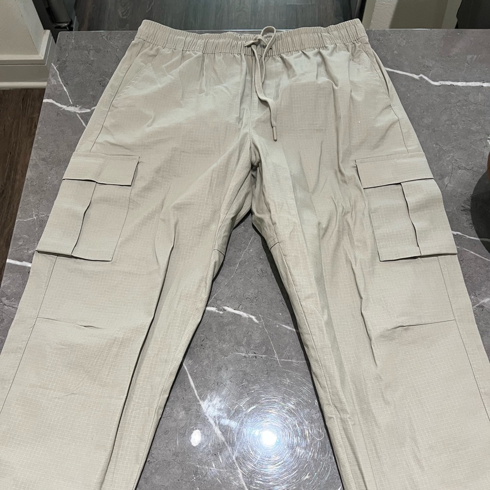 Men's Tan Cargo Pants